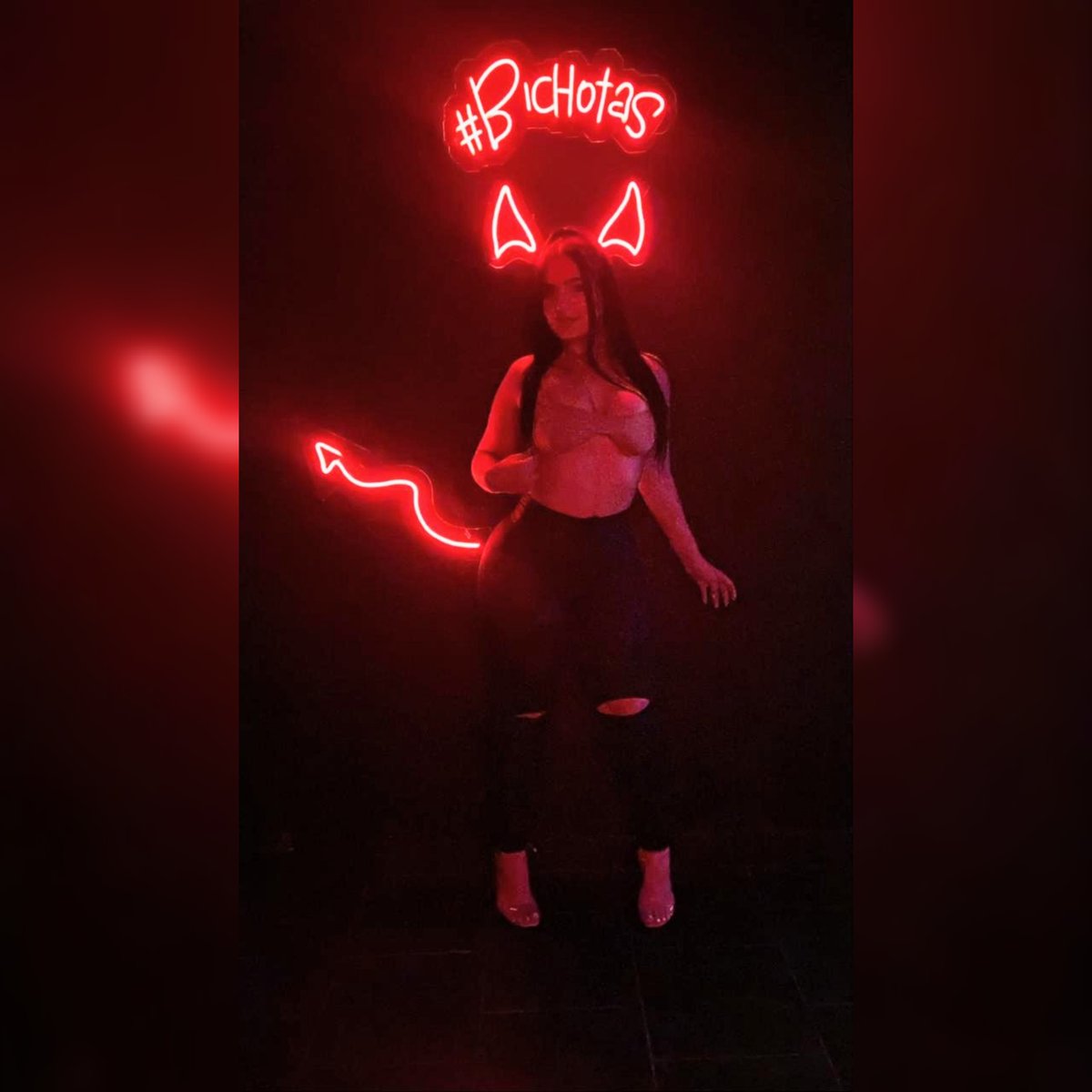 sarageezi's tweet photo. Bichota 😈 https://t.co/J8nO5ozgan