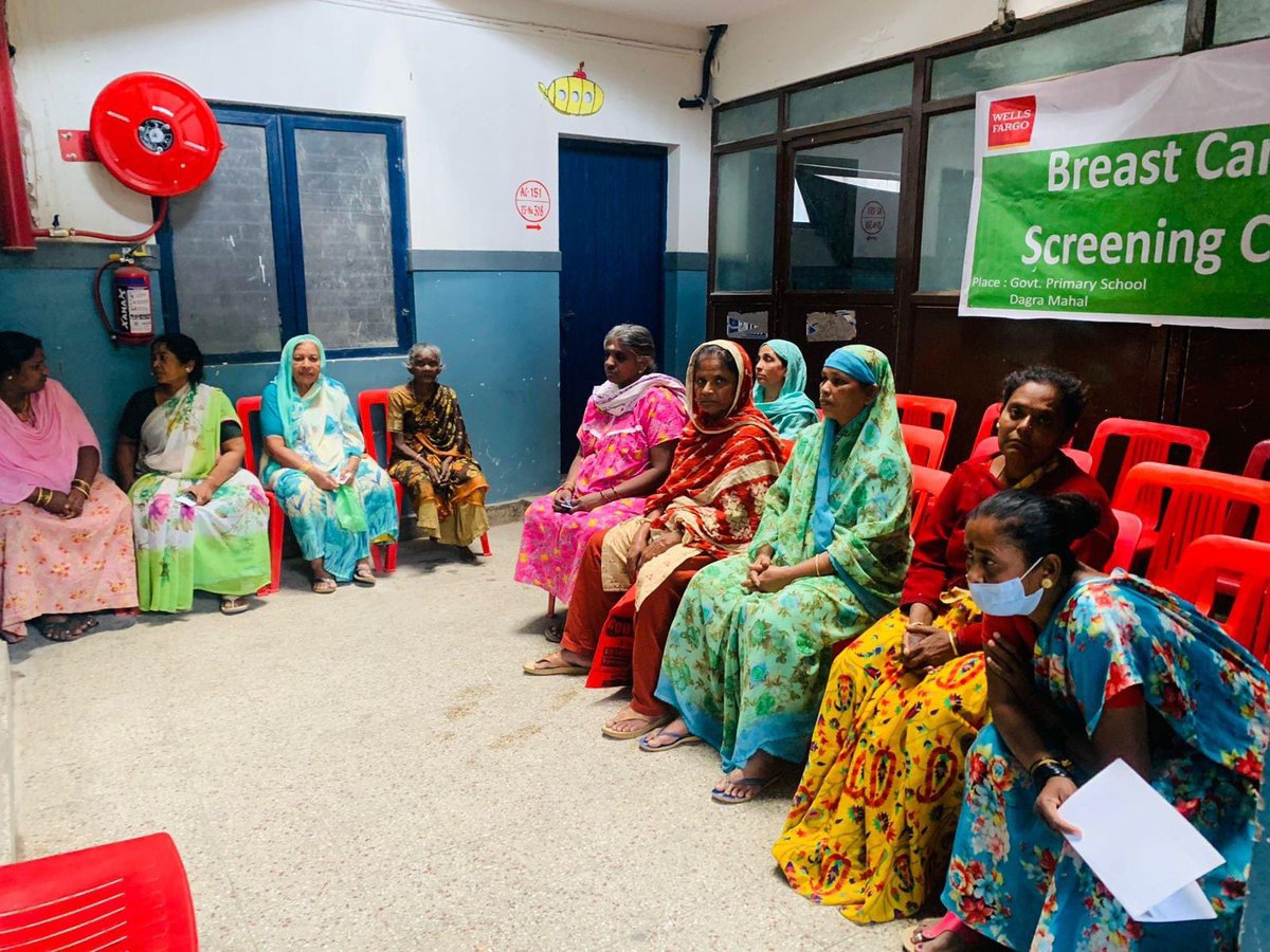 smilefoundation's tweet image. &apos;Together, we can do so much.&apos;
Thank you Wells Fargo Team for joining us in conducting an awareness session and screening for breast cancer in Darghamahal, Bengaluru. 
Visit smilefoundationindia.org/smile_on_wheel… to know more.

#HealthCannotWait #SmileOnWheels #handwashing