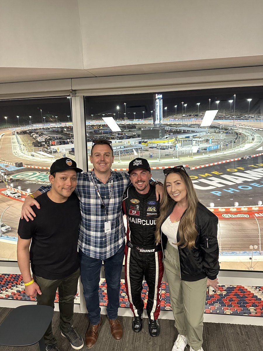 AStallings88's tweet photo. P6 in the desert. Well done, team! 

@frankiemuniz // @AtheloGroup https://t.co/DUYyxrsyeV