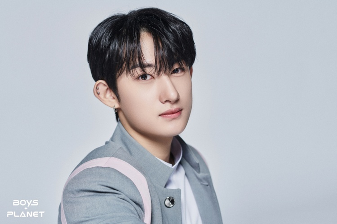 sunpollz's tweet photo. + TOP 4 (by CONTINENT) +

TOP 4 Most Popular Trainees from North America:
1. Seok Matthew
2. Jay
3. Haruto
4. Zhang Hao https://t.co/Z0PqSrzr91