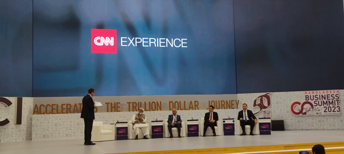 usahab91's tweet photo. Ongoing #CNNexperience session hosted by anchor & editor at large of #CNN business Mr. Richard Quest. The Ministry of Foreign Affairs is working closely with the MinCom, BIDA and FBCCI to make this event a success. #ITIT
@BDMOFA @Artillery11 @tanvir_diploman https://t.co/4hshFggMiL