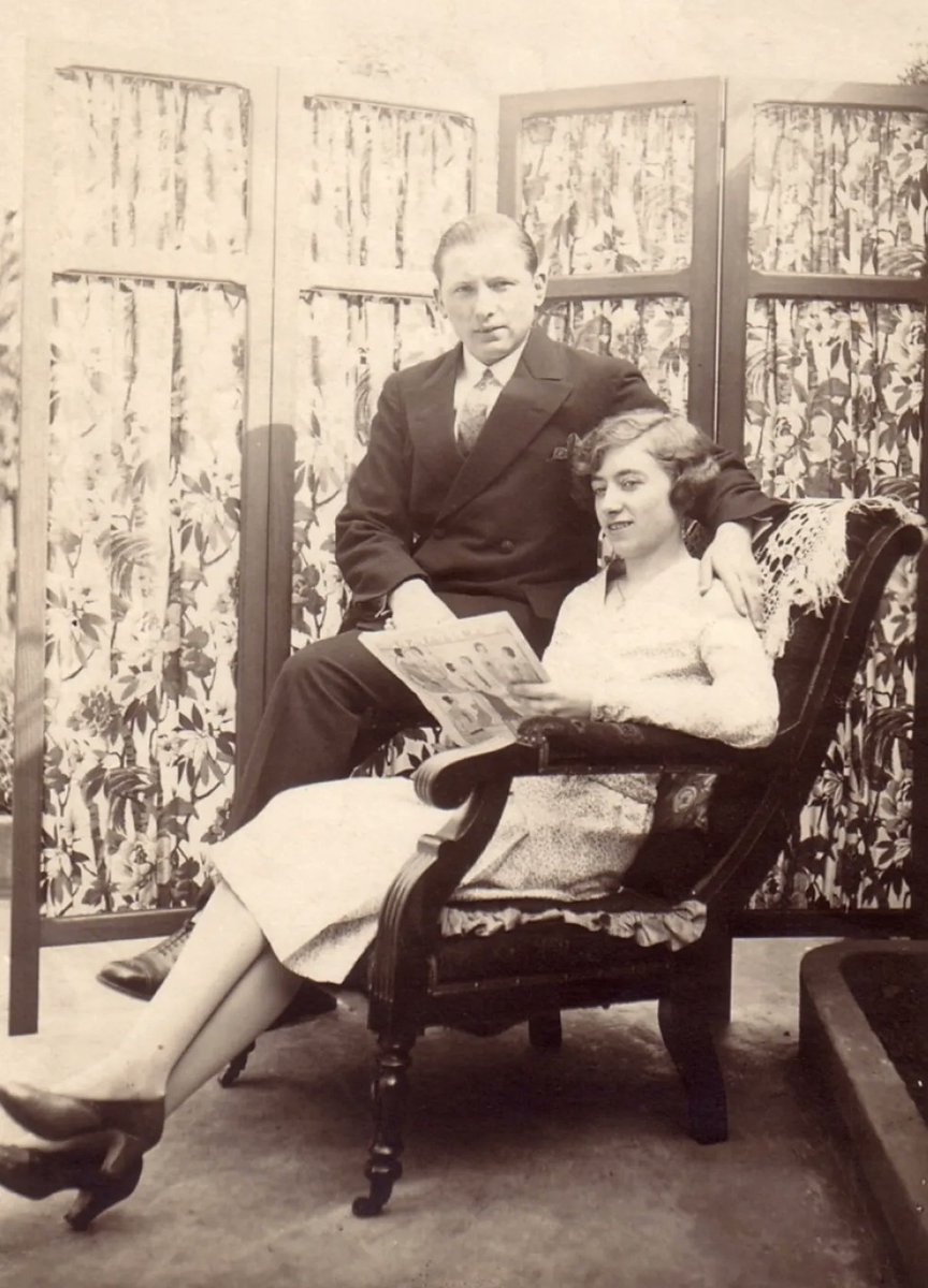 Églantine Pierre. Banketbakkerij. Met man Oscar Petit bij verzetsgroepen Onafhankelijkheidsfront, Comète en Patriottische Milities. Arrestatie koppel 28 maa '44.  Églantine overlijdt op 28 maa '45 in Ravensbrück. Oscar sterft in Buchenwald. Twee dochtertjes.
#heldenvanhetverzet
