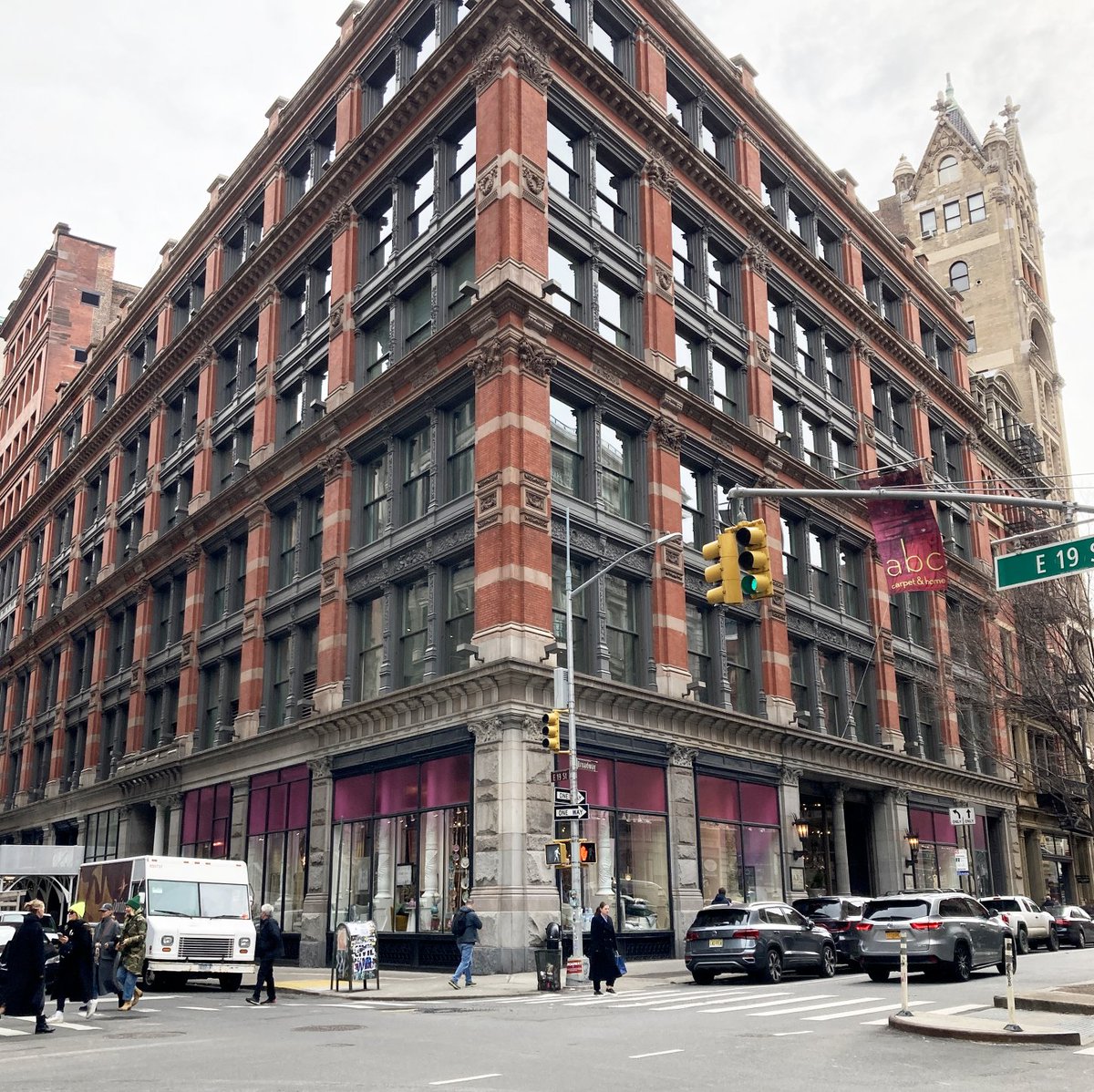 sewingknittinglove on Twitter "Green USPS relay box near the street