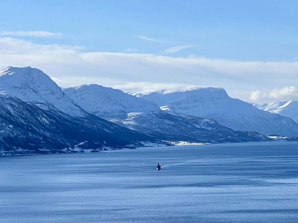 HMS Somerset tweet media