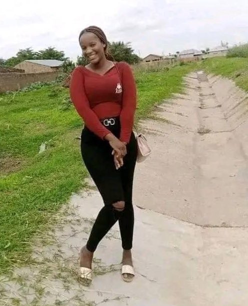 AdvoBarryRoux's tweet photo. This is the lady who was stabbed 19 times by her boyfriend after dumping him. The man says he sponsored the lady's Education and he couldn't let another man take her away from him. https://t.co/QLKytFcuKm