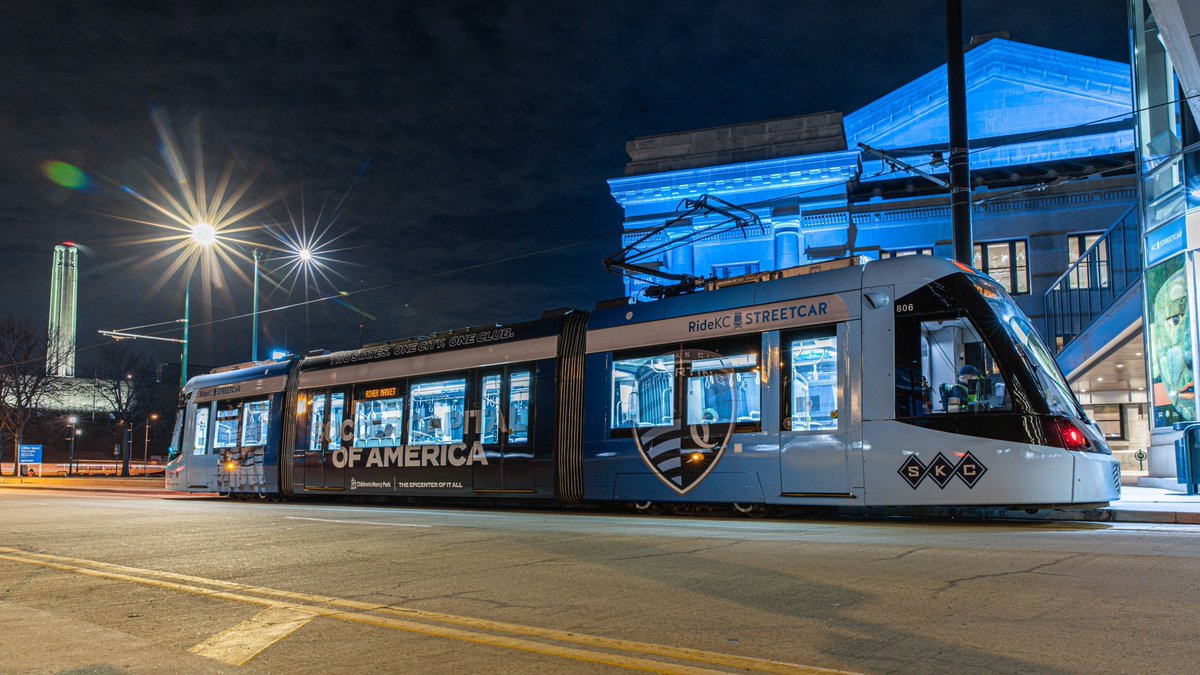 SportingKC's tweet photo. This city 💙

We're officially ready for tomorrow.

#SportingKC https://t.co/OU2dLca6C7