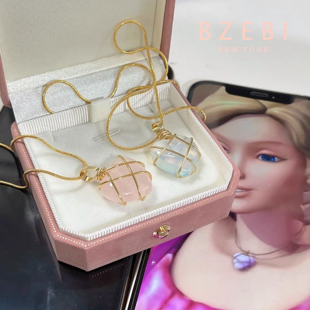 yourneeds_check's tweet photo. 2. Kalung barbie diamond castle liontin oval
⭐️ 4.9 
link : https://t.co/QBGfdE8KlS https://t.co/K33DOPNA0k