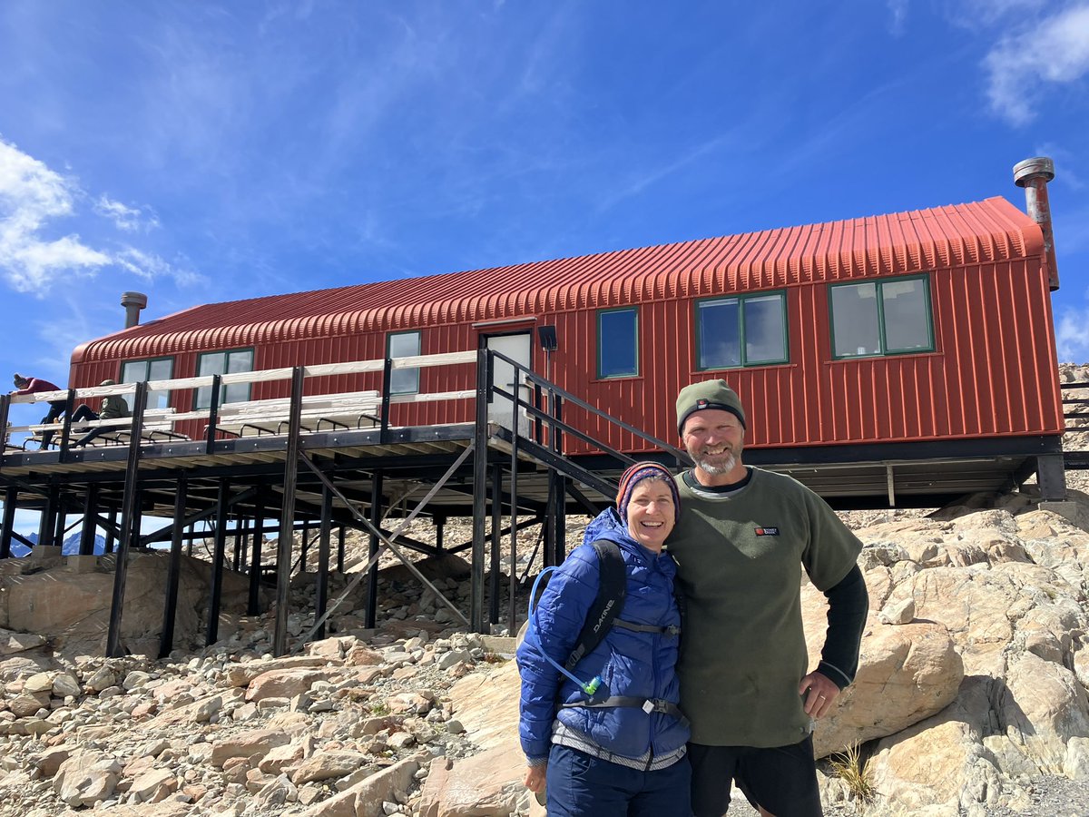 keeling3635's tweet photo. Enjoyed some fresh air and  blue sky today. #muellerhut https://t.co/2qvYid4zb4