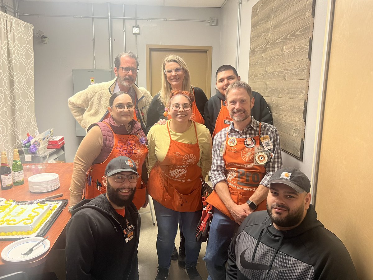 Rachel Javorski (@javorski_rachel) on Twitter photo Congratulations <a href="/ThaliaHD1976/">Thalia</a> on your Promotion to CXM at 1950! You will be missed! <a href="/SouthLoop1950/">South Loop Chicago</a> <a href="/D65Hutch/">Gary Hutchinson</a> <a href="/MikeRousek/">Mike Rousek</a> Congratulations <a href="/ThaliaHD1976/">Thalia</a> on your Promotion to CXM at 1950! You will be missed! <a href="/SouthLoop1950/">South Loop Chicago</a> <a href="/D65Hutch/">Gary Hutchinson</a> <a href="/MikeRousek/">Mike Rousek</a>