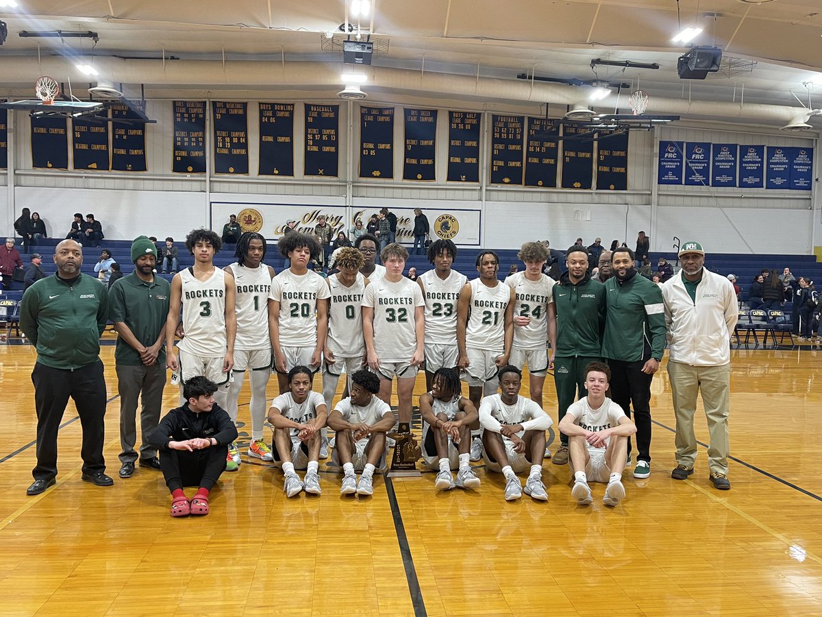 RocketCountry's tweet photo. District Champions 🏆 

Rockets defeat Memphis 106-19 to win the District Championship. Rockets started hot putting up 41 1st quarter points breaking school record &amp; top 10 in MHSAA history. Rockets knocked down 16 3pt shots. Rockets advance to Regionals Monday at Detroit Edison https://t.co/gJsgYUR3WH