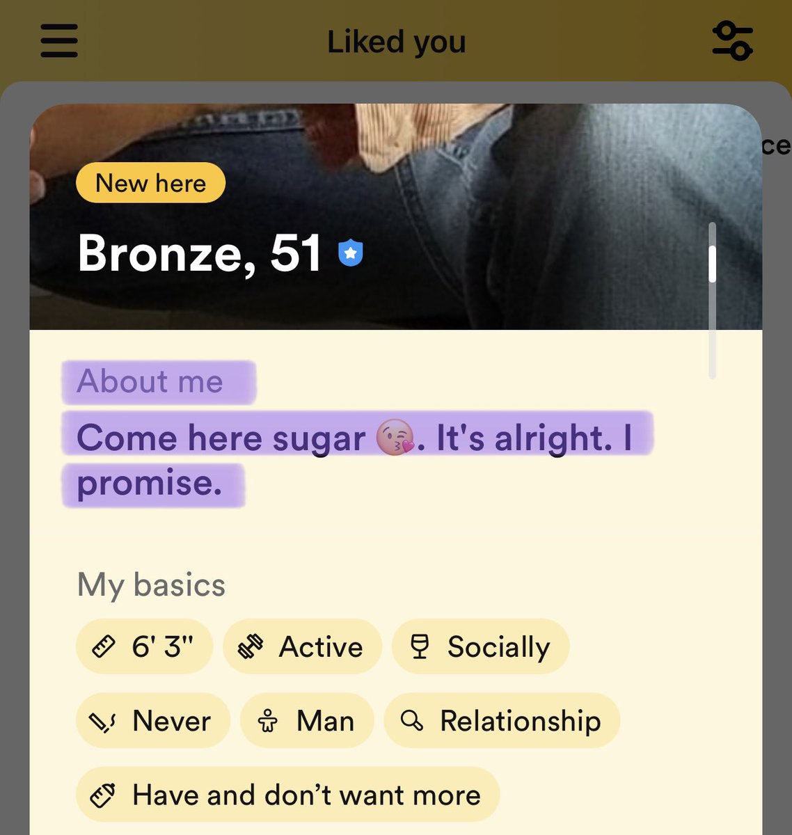 datingapp4cat's tweet photo. 👀  WTF….this just creeps me out.        #Bumble https://t.co/WJPd5BWrfS