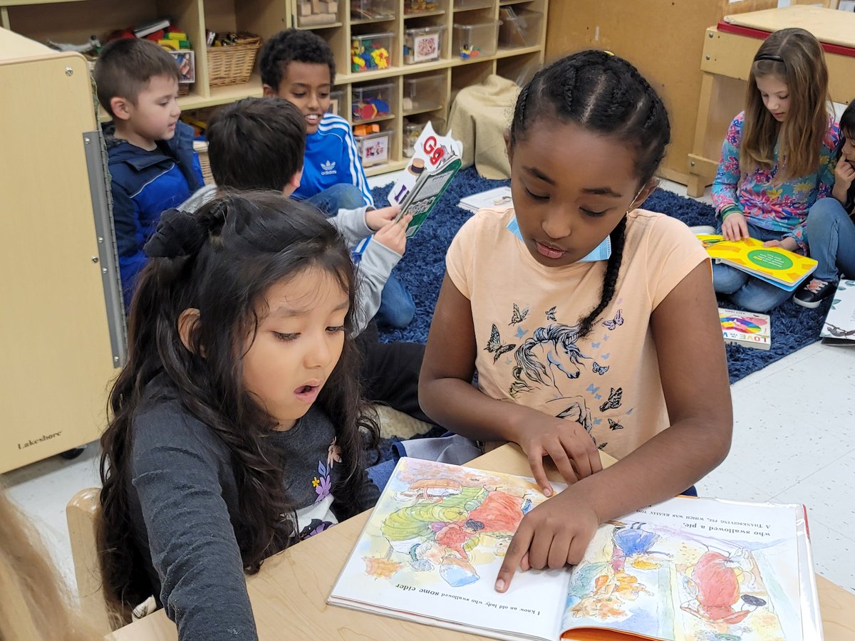 Miss Resch tweet media