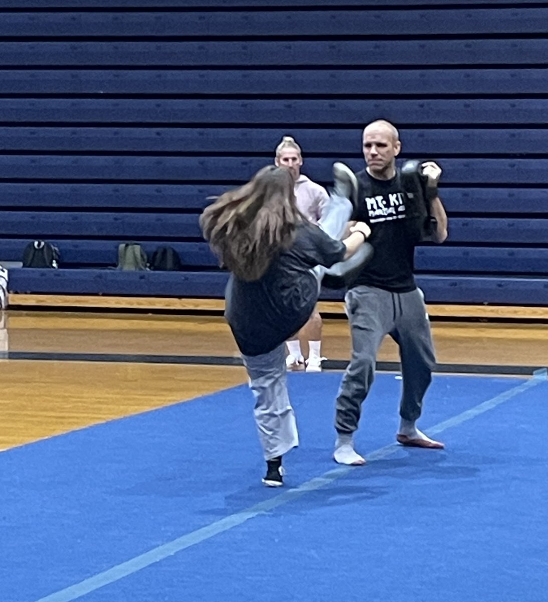 CCPSInstruction's tweet image. Mt. Kim Culpeper taught self-defense skills to our 7th grade HPE students at Culpeper Middle School today as part of our CCPS Wellness Initiative! #ALLin4CCPS