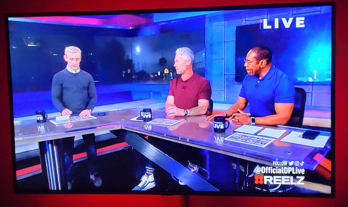 You guys are looking 🔥 tonight! 
<a href="/Sean_C_Larkin/">Sean Larkin</a> lovin' this week's Van's and Socks! 
<a href="/OfficialOPLive/">On Patrol: Live</a> <a href="/CurtisWilson275/">Curtis Winckler Wilson</a> <a href="/danabrams/">Dan Abrams</a> #OPLive