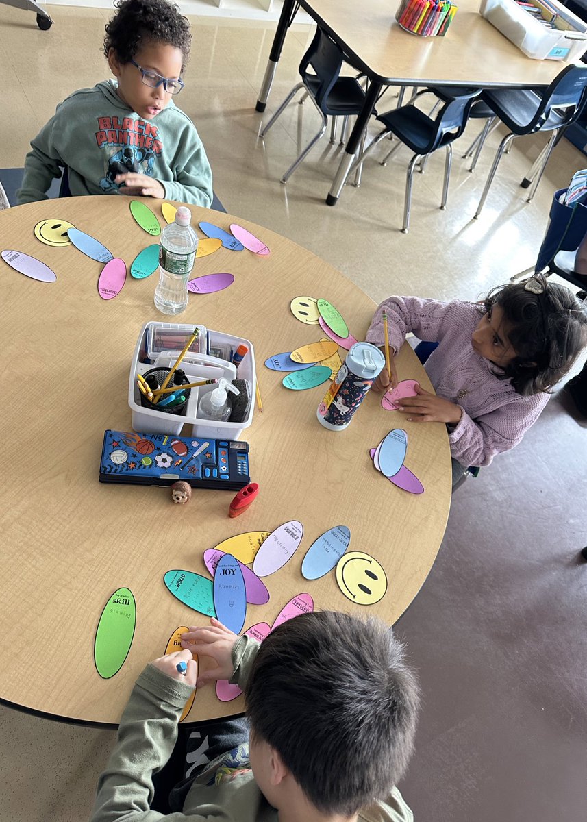So much fun was had on SEL Day!🤩🎲🛝 #MahwahConnects <a href="/LMMahwah/">Lenape Meadows School</a>
