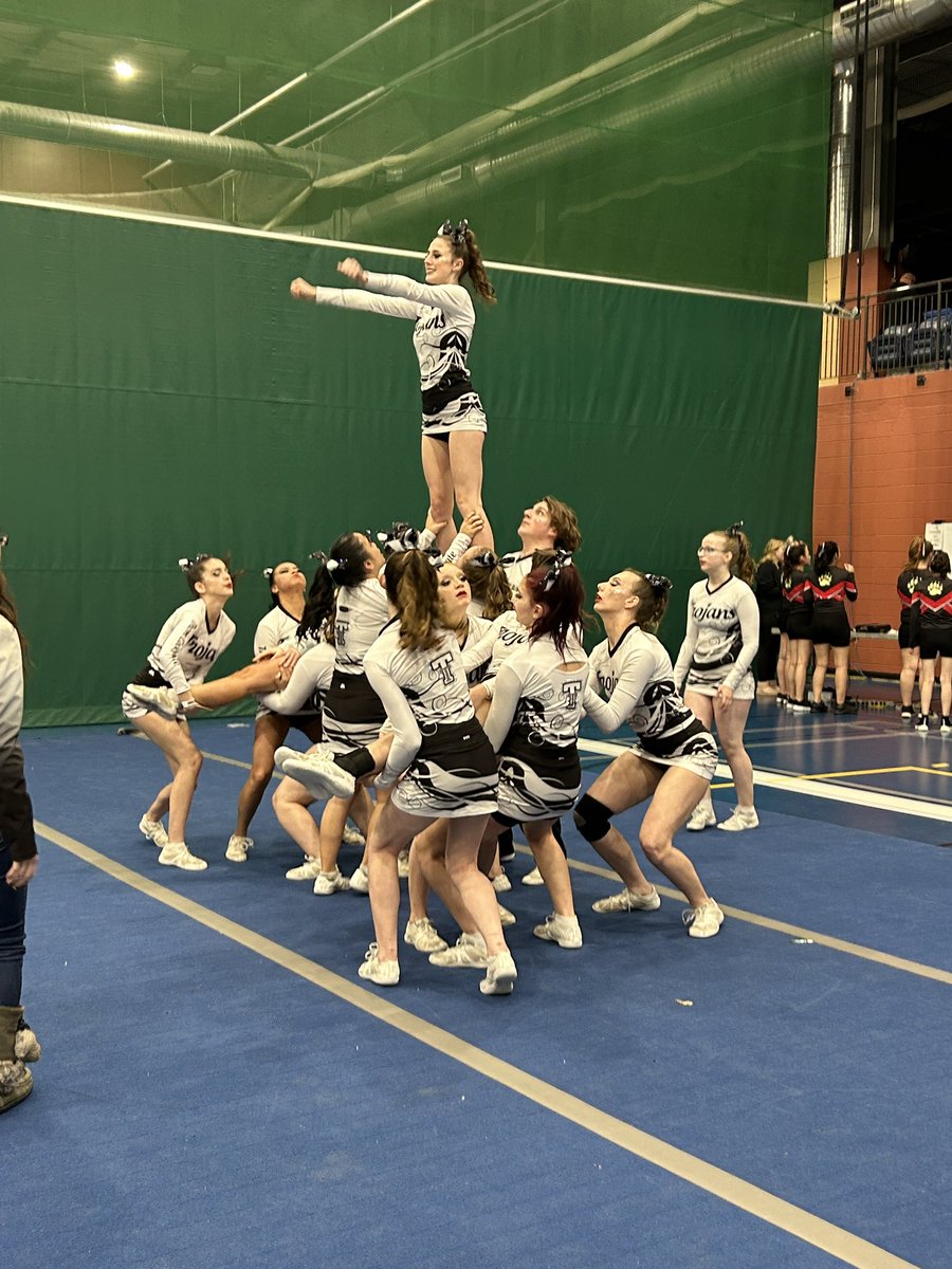 Thom Cheer rockin’ it in Warman!