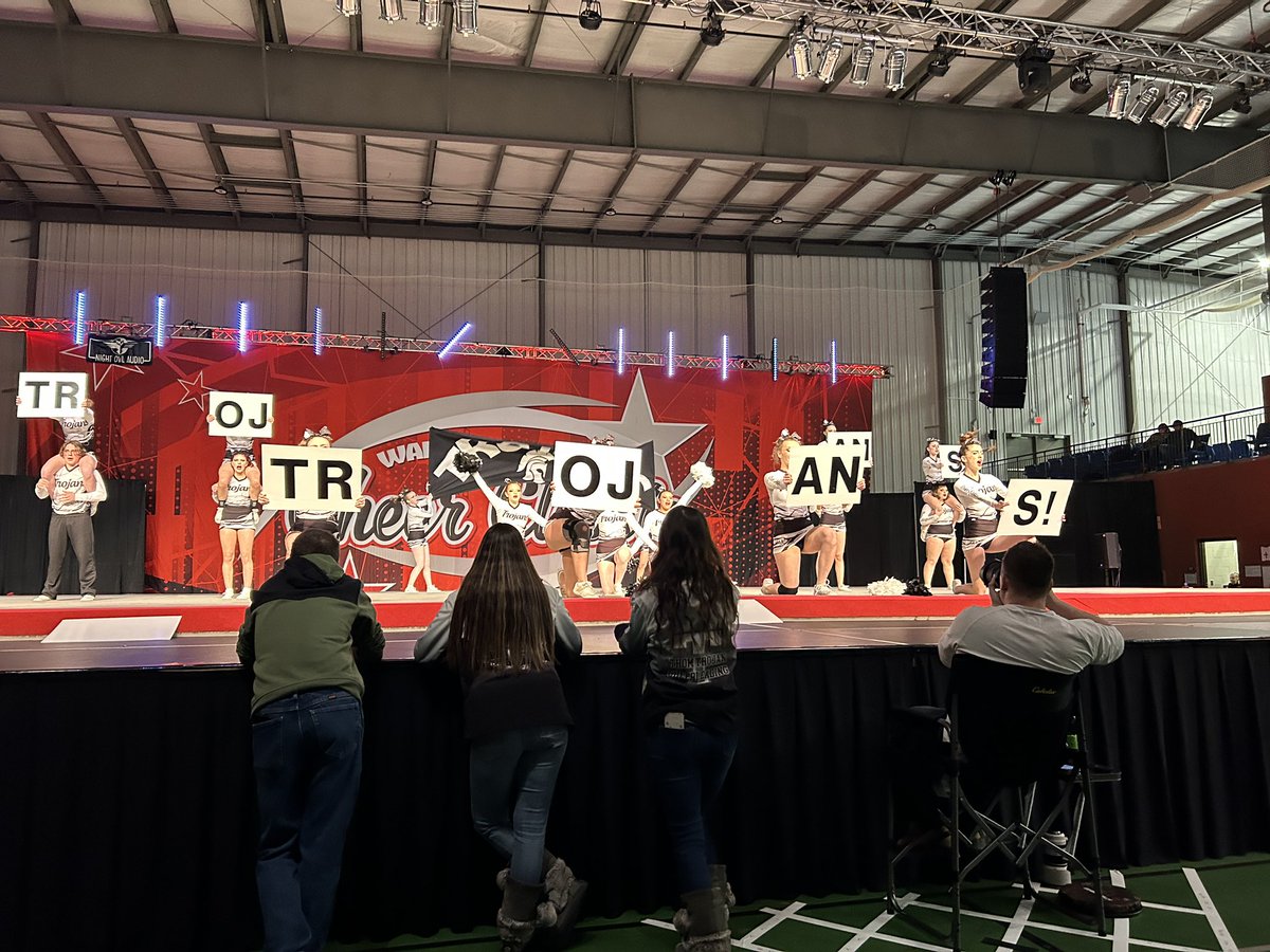 Thom Trojans tweet media