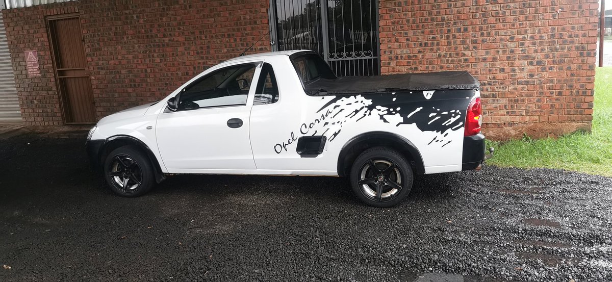 BLACKGU77953941's tweet photo. @MichaelBucwa Hard earned car https://t.co/j8Pt3CmMlu