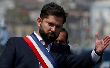 CapuchaCreativa's tweet photo. Ni Nepe, ni Repe, ni Prici, ni Karen, ni Karina, ni las brujas truchas, ni Mauricio Morales, ni Buitrago. Ninguno de ellos. Han tenido éxito con muchos. Pero no con nosotros. Mañana seremos fuerza. #11DeMarzoTodxsAlaMoneda a las 10 am Presidente @GabrielBoric contigo siempre https://t.co/kU7IuEqnDG