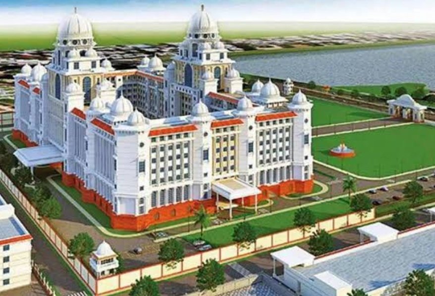 PVSIVAKUMAR1's tweet image. The new TS Secretariat is public property of Telangana people &amp;amp; not KCR&apos;s property. Attack on Mr Parmesh, Press Photographer is decried @TelanganaDGP  @KNHari9  @nagaragopal  @raghurayabhagi . Public property can be photographed by any1. If it opens @TelanganaCS can ppl enter ?