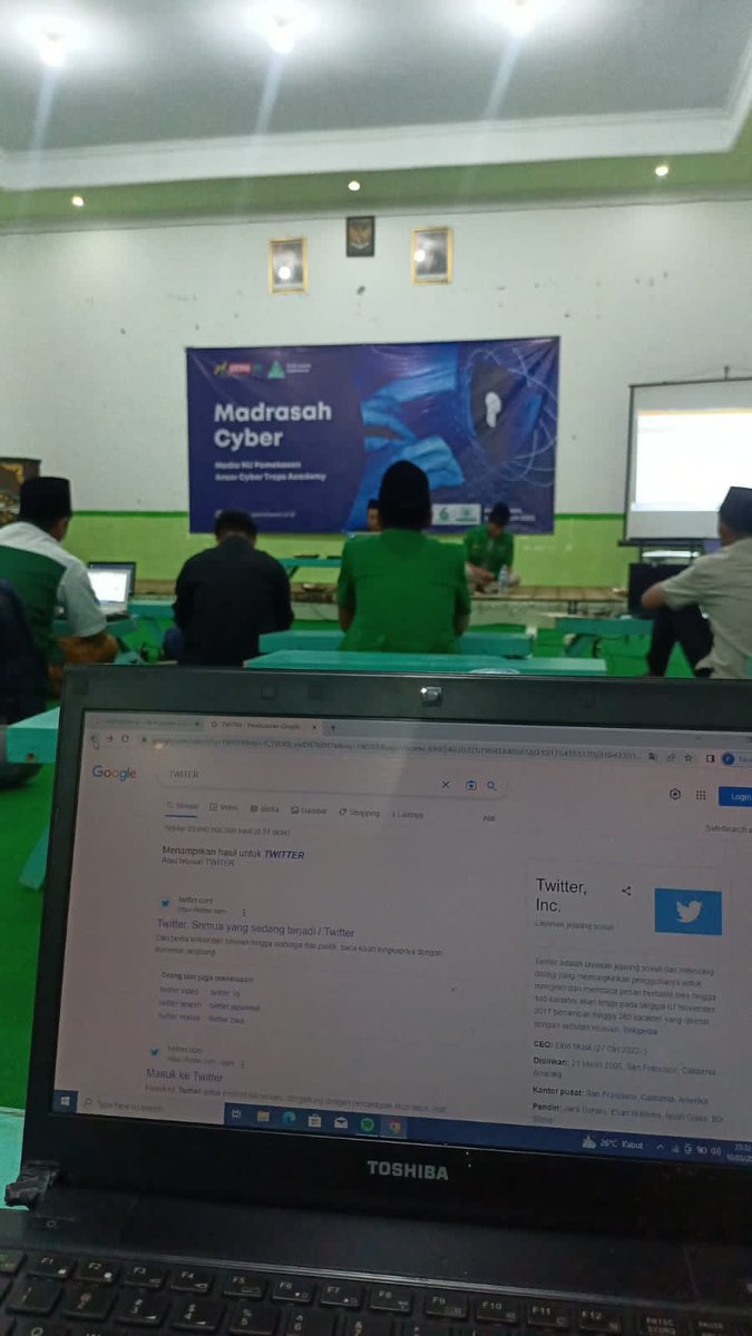 pwansorjatim's tweet photo. Madrasah Cyber Ansor Cyber Troops Academy Pamekasan luar biasa, semoga semakin Jaya

#ACTAPamekasan https://t.co/PLlcAUToWS