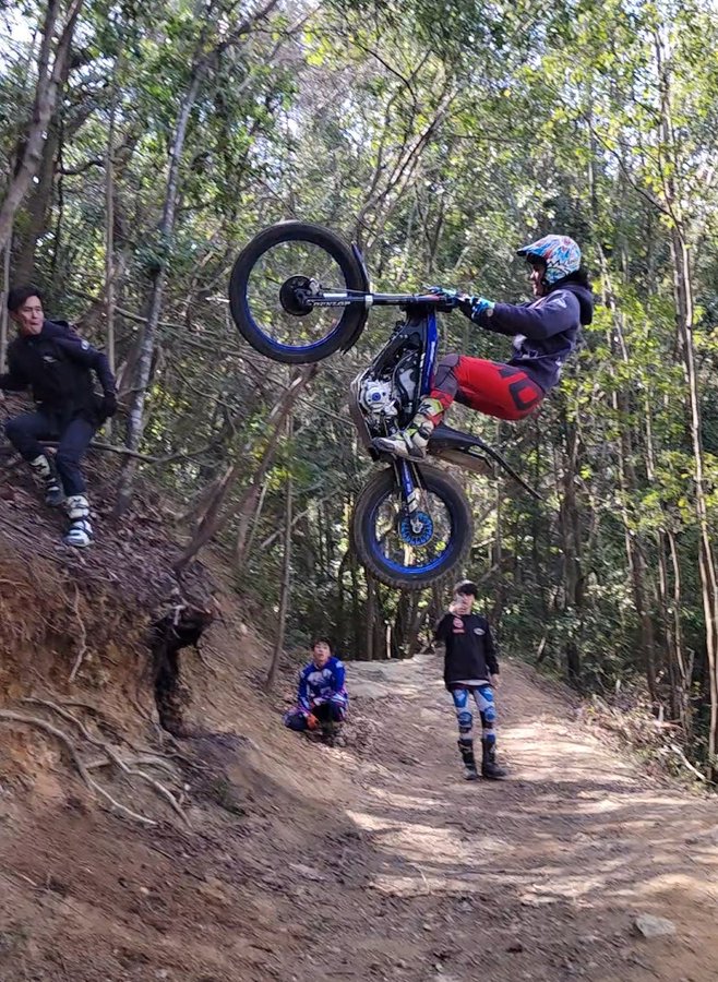 バイクトライアル 基礎知識から実戦テクニックまで 黒山一郎監修