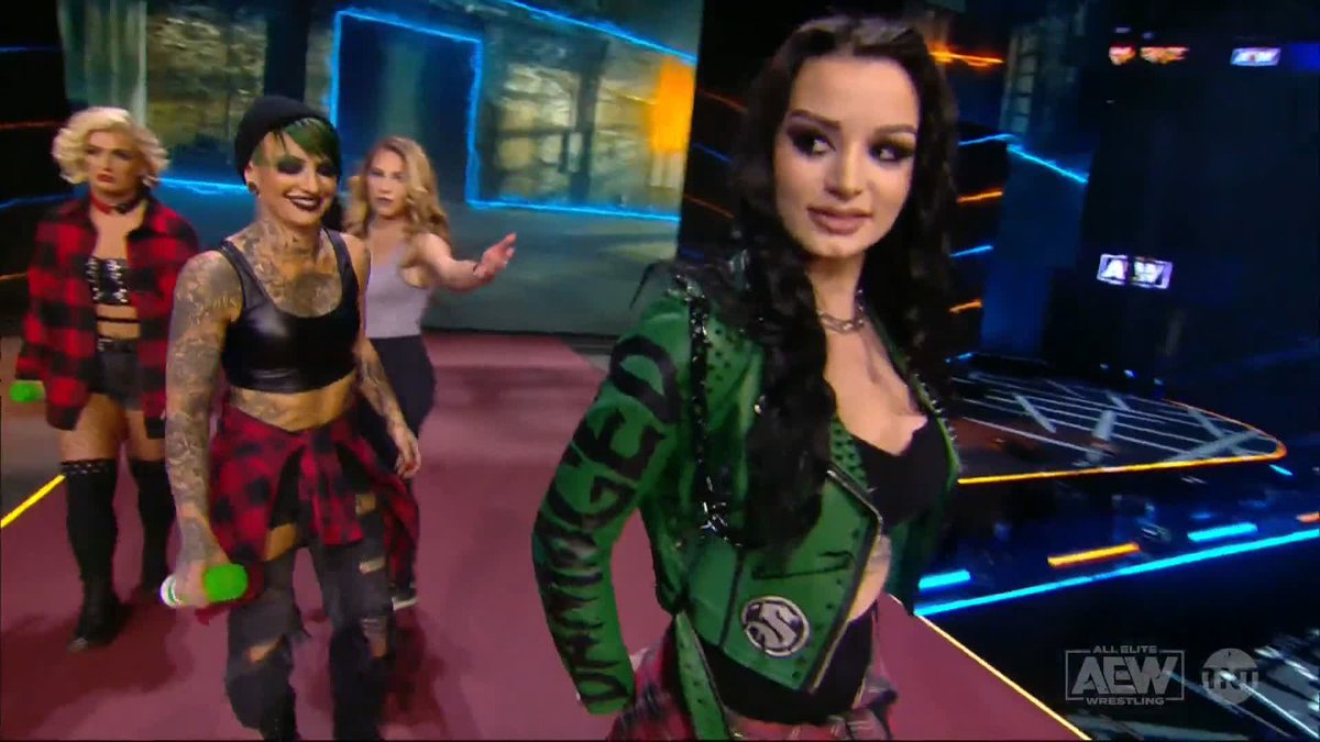 “Those Girls Are More Dangerous Than Anybody,” The Outcasts Praised For Their Aew Heel Act 3 “Those Girls Are More Dangerous Than Anybody,” The Outcasts Praised For Their AEW Heel Act 2