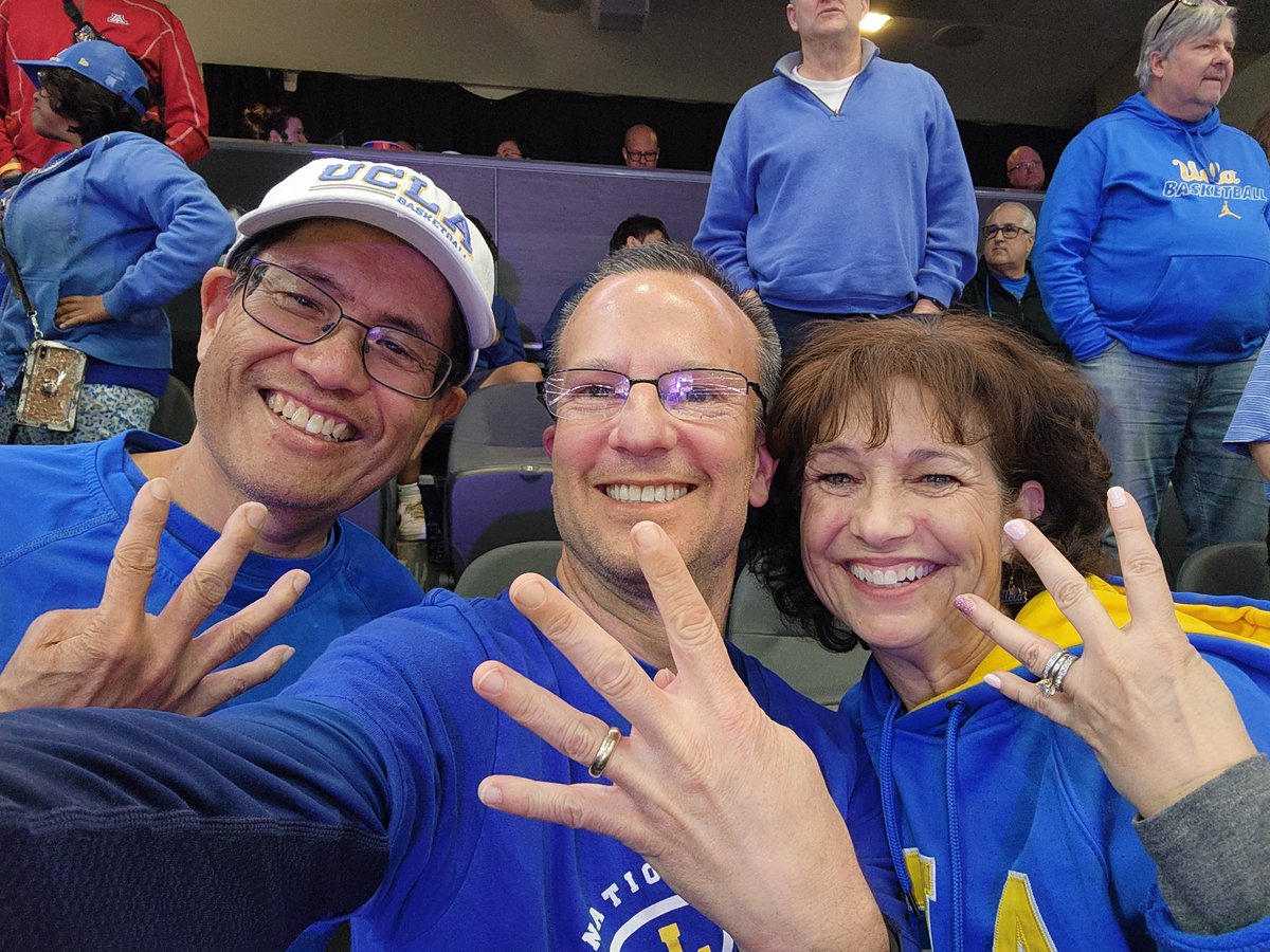 bobjmurphy's tweet photo. Who's next? Go Bruins! #gobruins #pac12mbb #4sUp https://t.co/3vOjt52Rf1