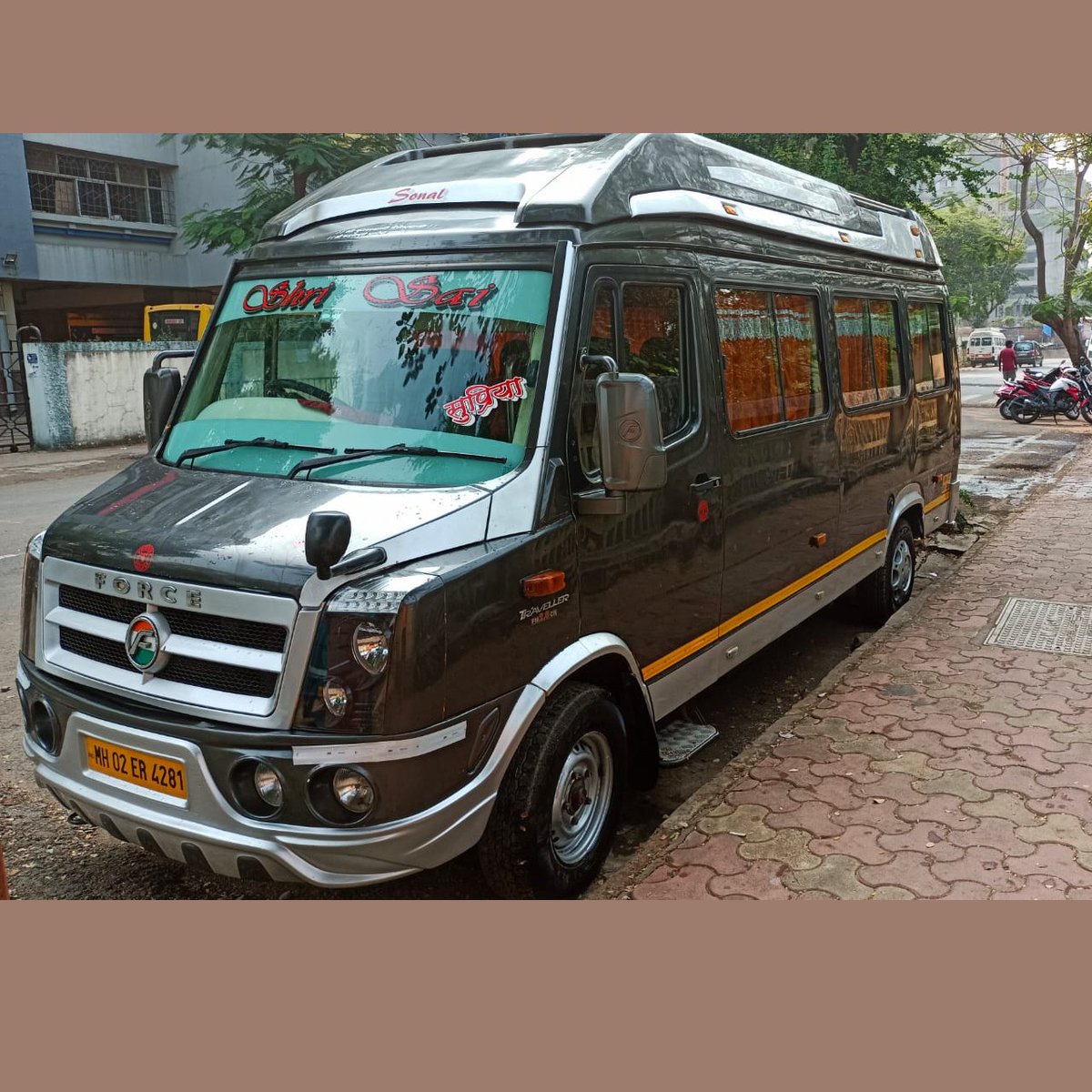 VanendraK's tweet photo. Shri SaiTours and Travels here offers #12SeaterTempoTravellerOnRentInMumbai where they give a lot of worked vehicles and generally experienced drivers.

Call Now-7414977033
Read More-https://t.co/esl3qQhNSN https://t.co/uw049E1ZPk