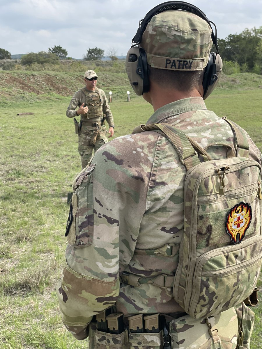 CSMGColon's tweet image. This week was an amazing week! I was able to see some of my medics train to become better marksmen. I am so proud of them. I also was able to take time out of my busy schedule to donate blood to the JBSA blood bank. @CSM_MEDCoE @USACIMT @TRADOCCSM