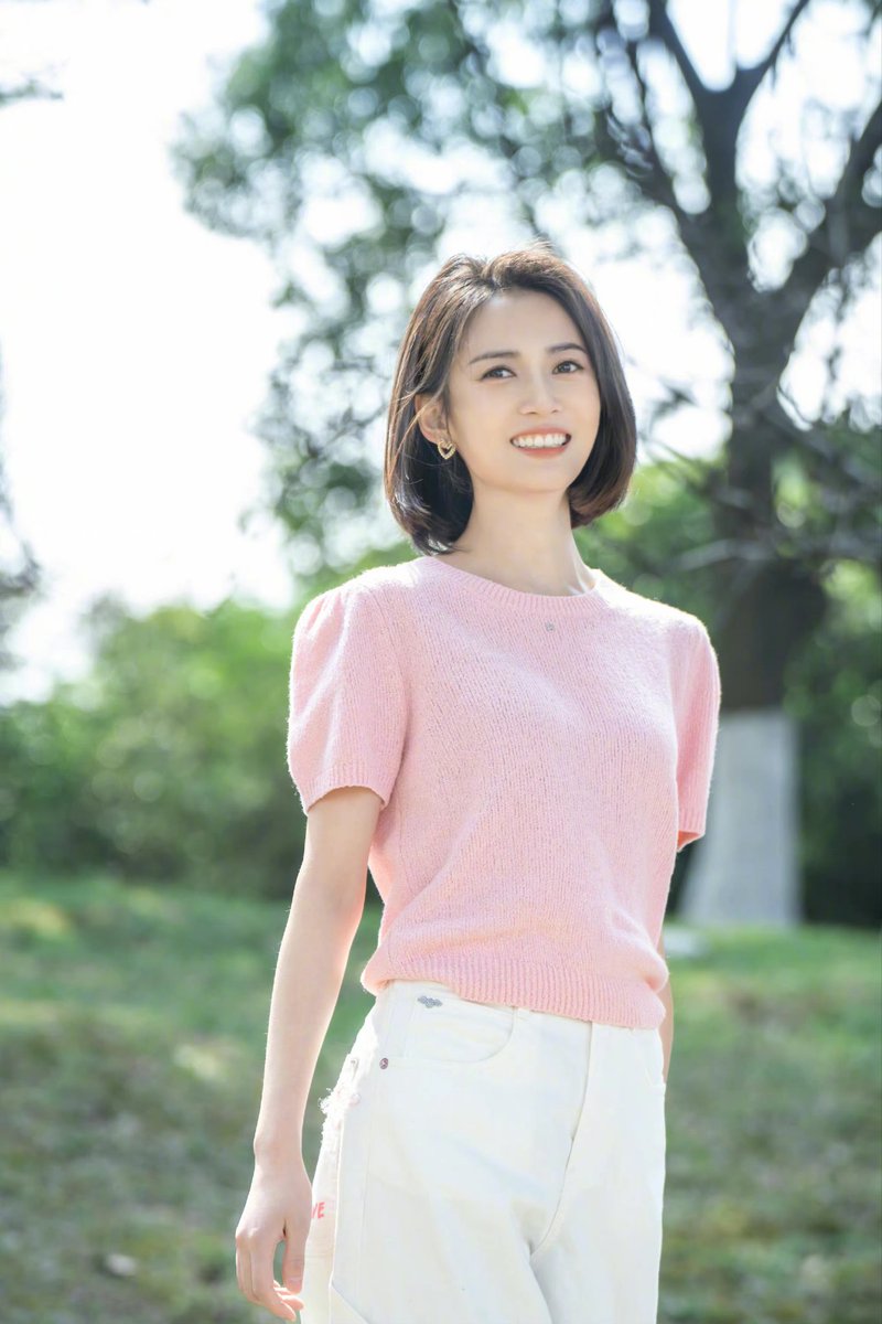 kra6364fd's tweet photo. วันนี้คนสวยใส่ชุดสีชมพูสวยมาก🥰 #เฉินอวี้ฉี #ChenYukee #ChenYuqi https://t.co/ndrBj2NzWo