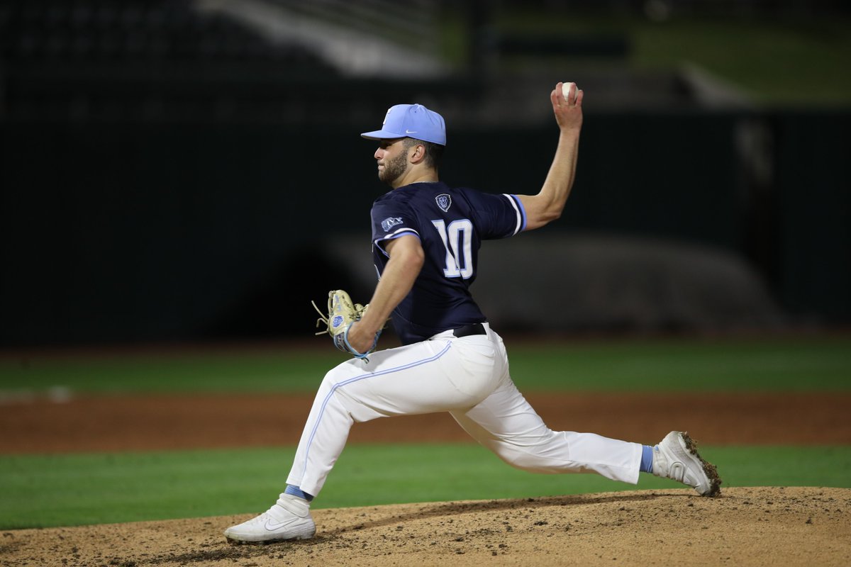 NCAABaseball's tweet image. Hear them ROAR! 🦁
Columbia conquers No. 18 Alabama in a 10-7 road win.
Photo Credit: Alabama Athletics
#NCAABaseball x 📸 @CULionsBaseball