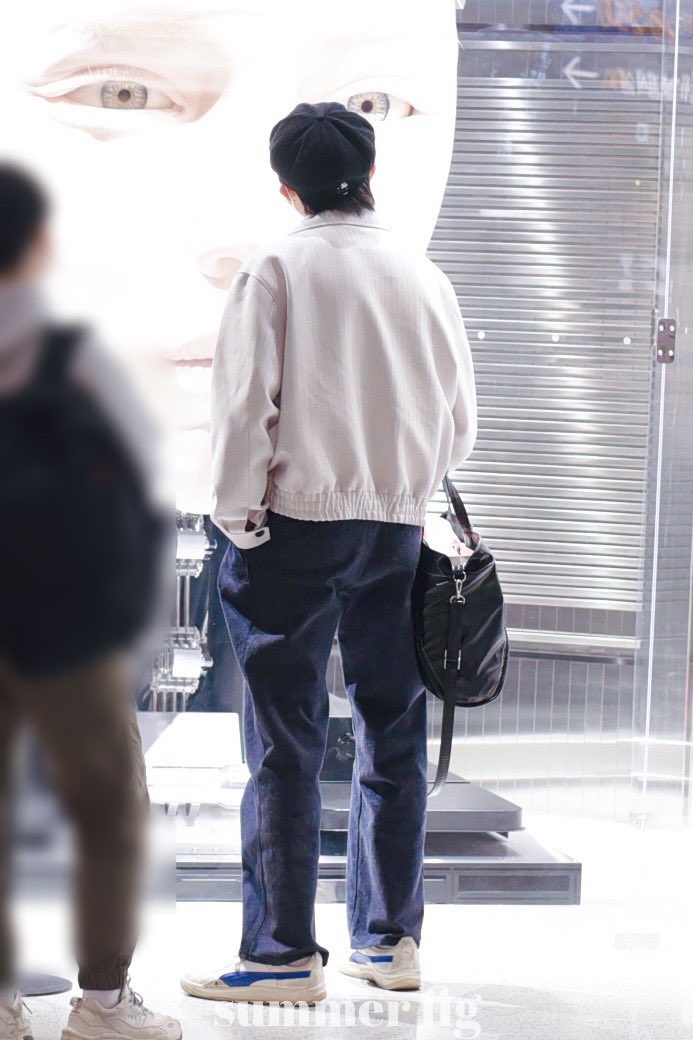 from_summerfig's tweet photo. 230311 출국
어서와 젠몬은 처음이지?

#루시 #LUCY #조원상 https://t.co/mltCK3bKCM