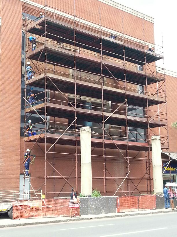 TSM_2020's tweet photo. Are you looking for scaffolding to hire?
Look no further.
We deliver and set up all over Gauteng.
Call or WhatsApp us on 063 234 2838
https://t.co/HDwIR1duJO
#R80Million https://t.co/jsHvEzA1zE