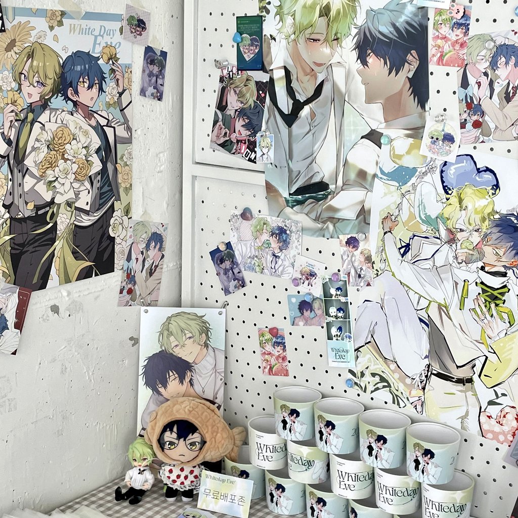 #Whiteday_Eve 
카페 방문했습니다🥰🥰
무료배포존에는 전프레와 세트로 사용하실 수 있는 투명 프레임을 배치해 두었습니다!

수량이 많이 없어 한장씩만 가져가주시면 감사하겠습니다🙇‍♂️

카페 너무 예뻐용!!