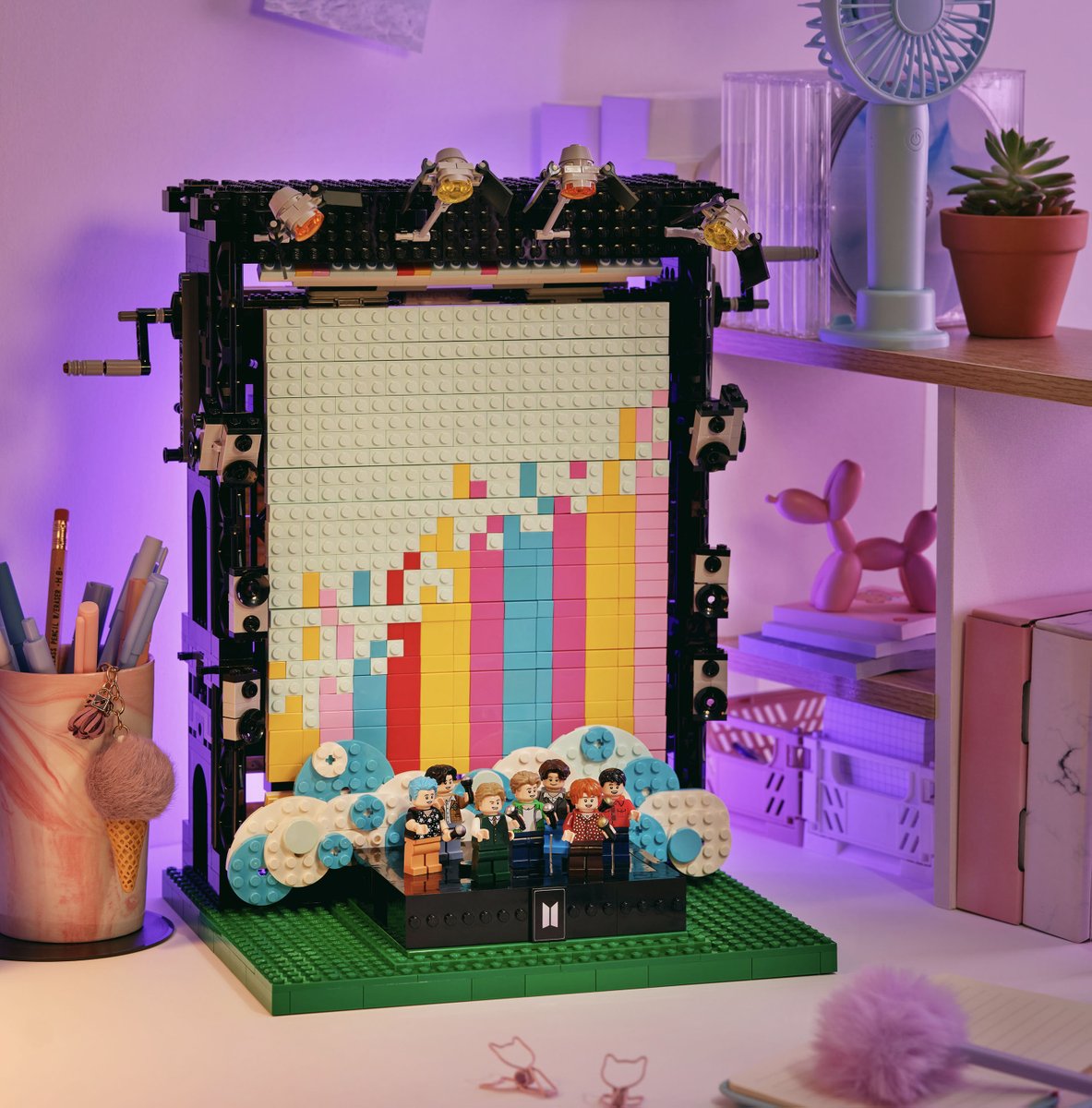 LEGO_Group's tweet photo. Can't get enough of the LEGO Ideas BTS Dynamite Set?

Check out these amazing creations and kickstart your own builds! https://t.co/LrJ8BlhQUf