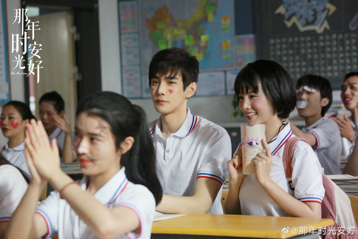 CdramaL's tweet photo. 「📸| Drama juvenil #TheGoodTime, estrelado por #YanXi, #NiYan, #ZhengShuhuan, #ZhangZhehua & #RenYunjie, liberou novas fotos 💜
#那年时光安好
https://t.co/6uJCMx7LV6