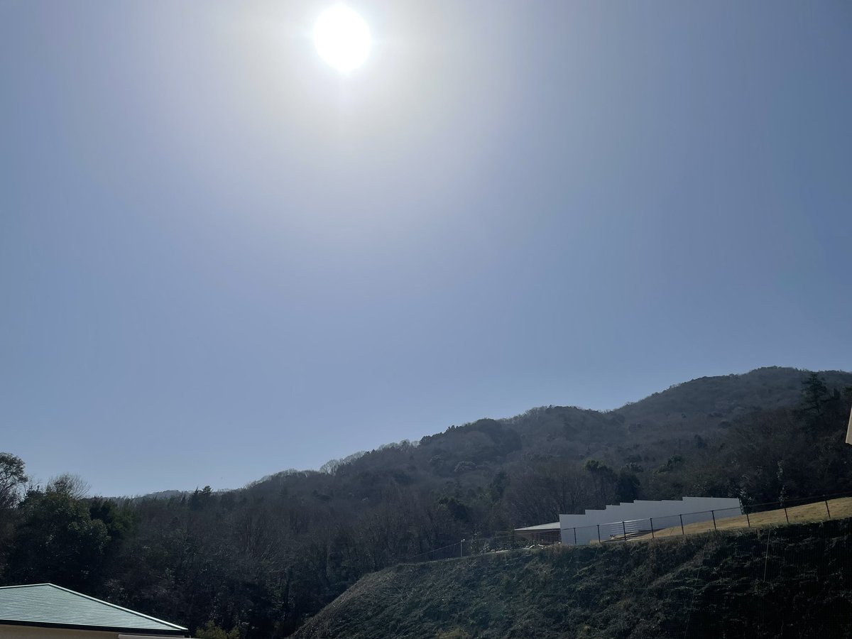 生誕館にて復活の祈りをしました！

奇跡は絶対起こる。
天気が良くて気持ちいい最高！

#大川隆法
#生誕館
#幸福の科学