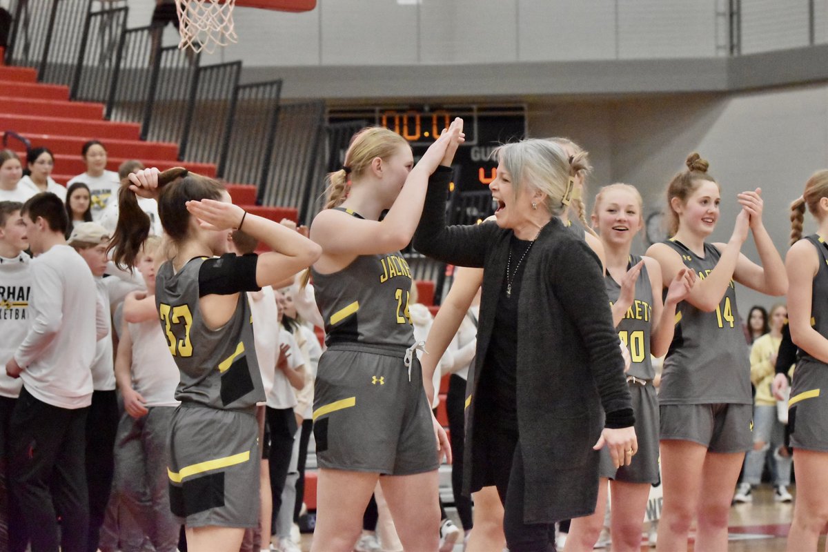 avaraykeil's tweet photo. For the first time in 32 years, Perham Girl’s Basketball is heading to State.
The amazing coaching staff and players have played their hearts out and I can’t wait to see them compete down in the cities next week. 
Congrats to @PerhamGBB and @CoachTJSuper 📣🏀 https://t.co/jFQQ4a5iP8