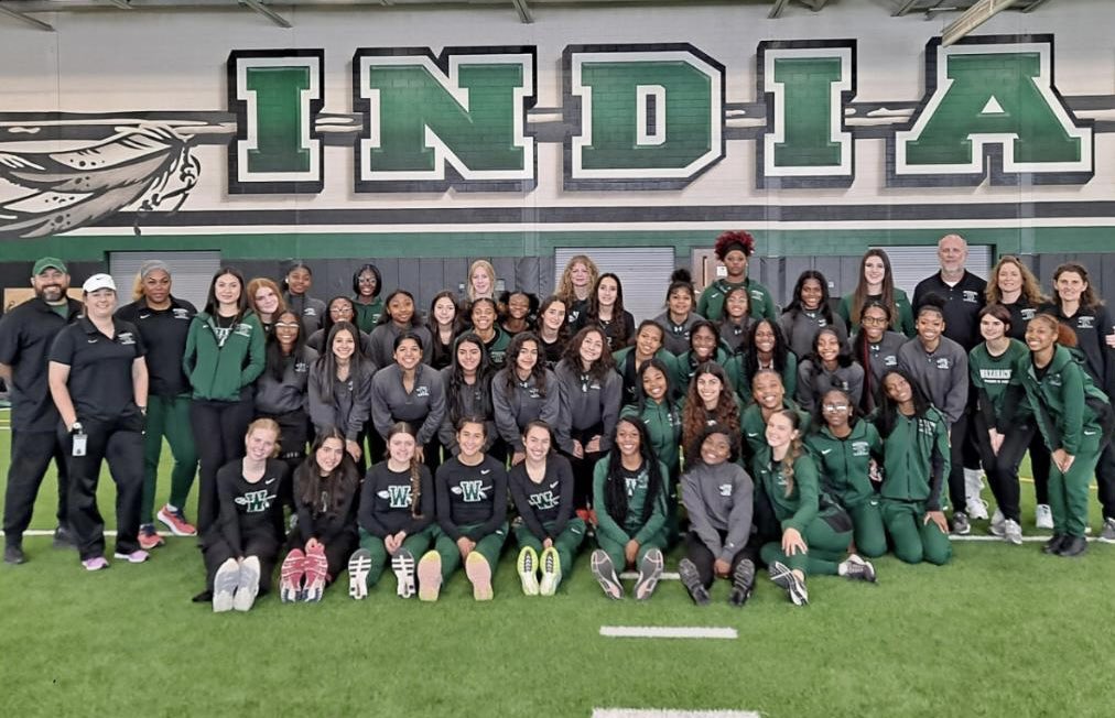 Waxgirlstrack's tweet photo. Great meet today! JV team Champs and Varsity team runners up for Big Green!! https://t.co/og82tDzSI9
