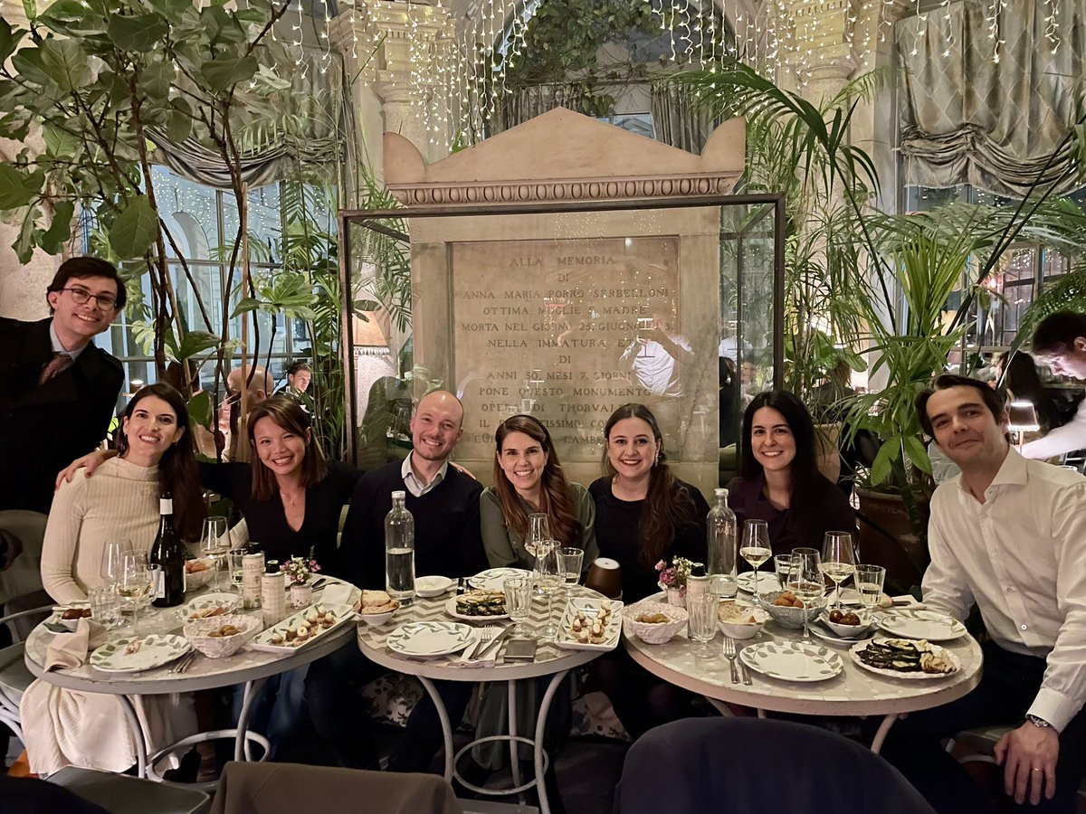 PheVeronique's tweet photo. Delighted to see my former fellows❤️&amp; listen how well they have progressed in their life path. One of the most REWARDING thing in the academic career🥹Thanks @Uroweb to make it possible #mentor #inspiration #EAU23 @EAUYAUrology @BiaCancrini @cyrillegt @Clara_sguerrero @bassilvi https://t.co/5wem0SJxcm