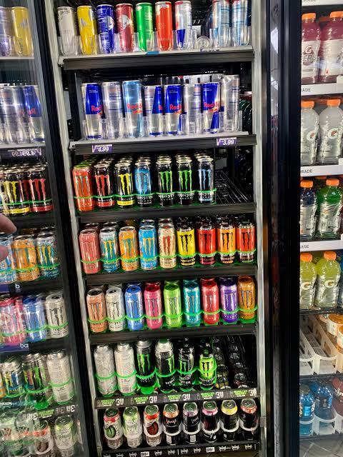 MosesM_'s tweet photo. Unpopular opinion, these things don't give you energy. https://t.co/jy0MkEsF5e