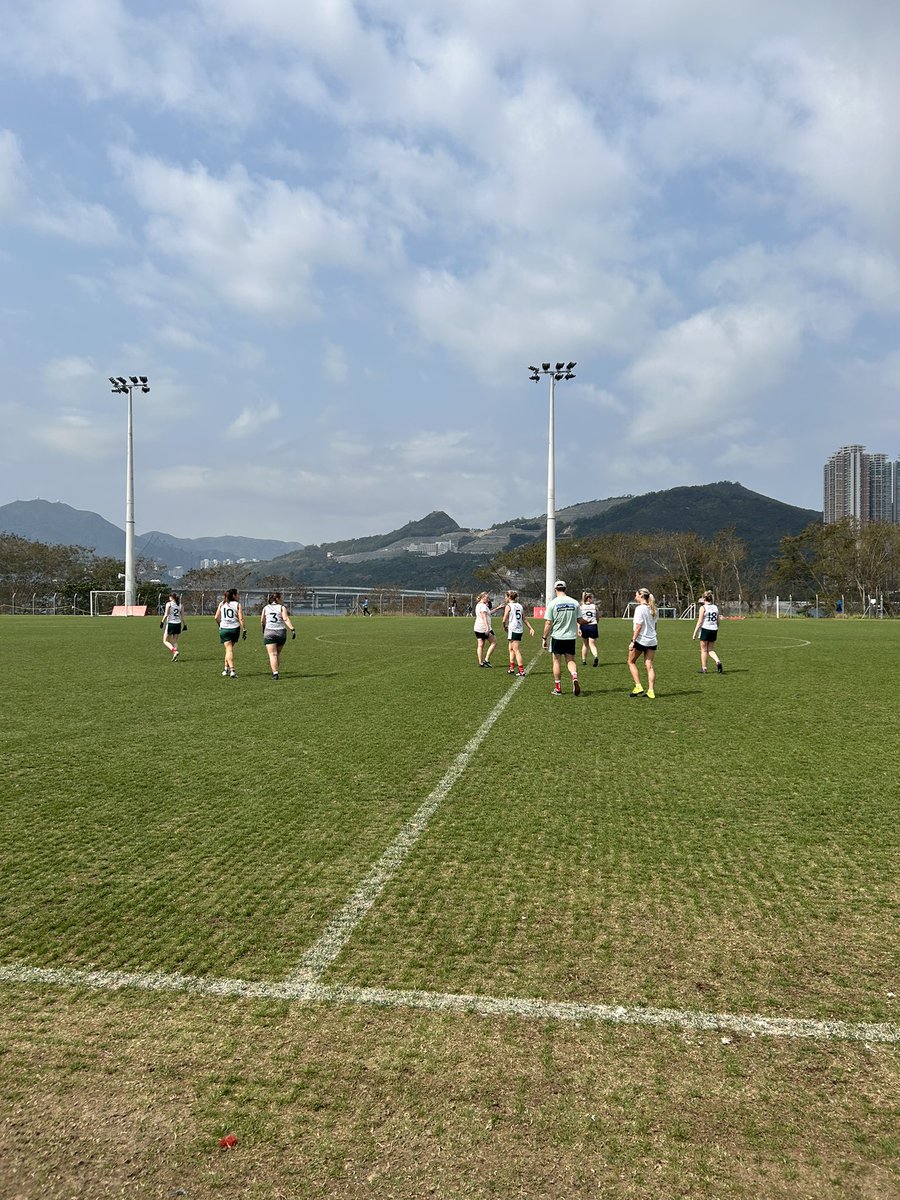 Ireland in Hong Kong (@irelandinhk) on Twitter photo Huge thanks to <a href="/HK_GAA/">Hong Kong GAA</a> for inviting our Consul General and 🇦🇺 Consul General <a href="/AusCGHK/">Gareth Williams</a> to the Jim Stynes Trophy to celebrate #StPatricksDay
Well done to both teams and all involved. 🇦🇺 Ladies & 🇮🇪 Mens were the winners
<a href="/GlobalIrish/">Global Irish ☘</a> <a href="/GAAAsia/">Asian County Board</a> Huge thanks to <a href="/HK_GAA/">Hong Kong GAA</a> for inviting our Consul General and 🇦🇺 Consul General <a href="/AusCGHK/">Gareth Williams</a> to the Jim Stynes Trophy to celebrate #StPatricksDay
Well done to both teams and all involved. 🇦🇺 Ladies & 🇮🇪 Mens were the winners
<a href="/GlobalIrish/">Global Irish ☘</a> <a href="/GAAAsia/">Asian County Board</a>