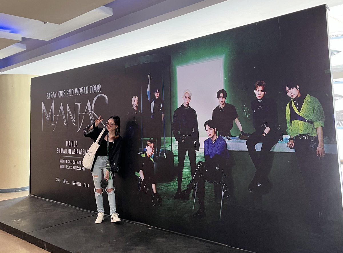pulpliveworld's tweet photo. Drop by the 2nd floor MOA Arena landing to get your snapshots here at the #SKZinMNL2023 Photo Zone 📸 https://t.co/aVup8KWCdr