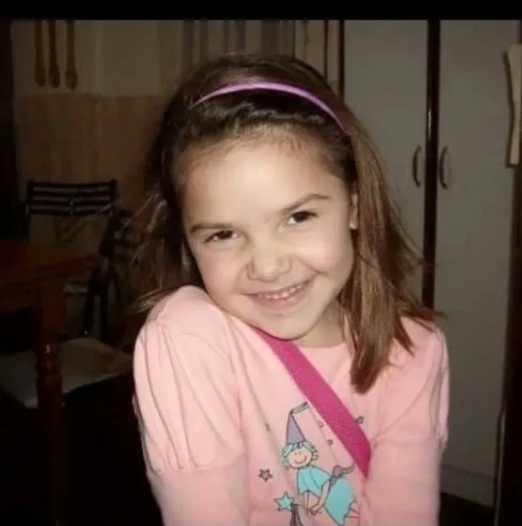 Nacho_Ponc's tweet photo. Feliz cumpleaños #19 Manuela ❤️
Ser tu padre es una bendición, un regalo de la vida que , a veces creo, es muy grande para mi. Te amo infinito mi "chinita"❤️ https://t.co/gLrZTqVYZj