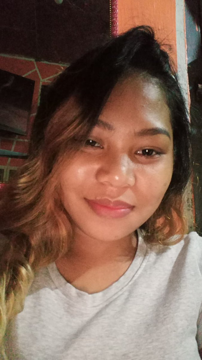 Filipinli güzel Gen.
Beğeniye göre daha açık fotoğraflar geleceğini söylüyor🔥🔥
#filipinodaddy 
#tuerkifşa #itirafet #ifsa