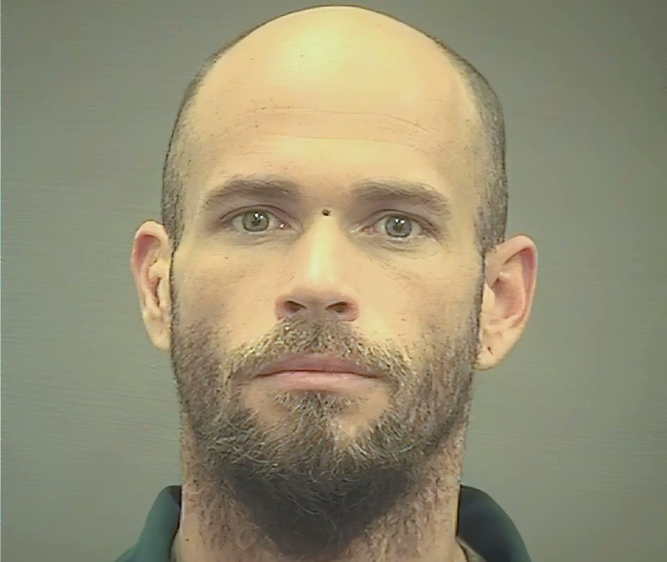 MtnMama406's tweet photo. (RT) If you think  Jacob Chansley, and ALL of the wrongfully jailed (1-6) patriots should be released immediately! 🇺🇲 https://t.co/ZTXhqBRo0J