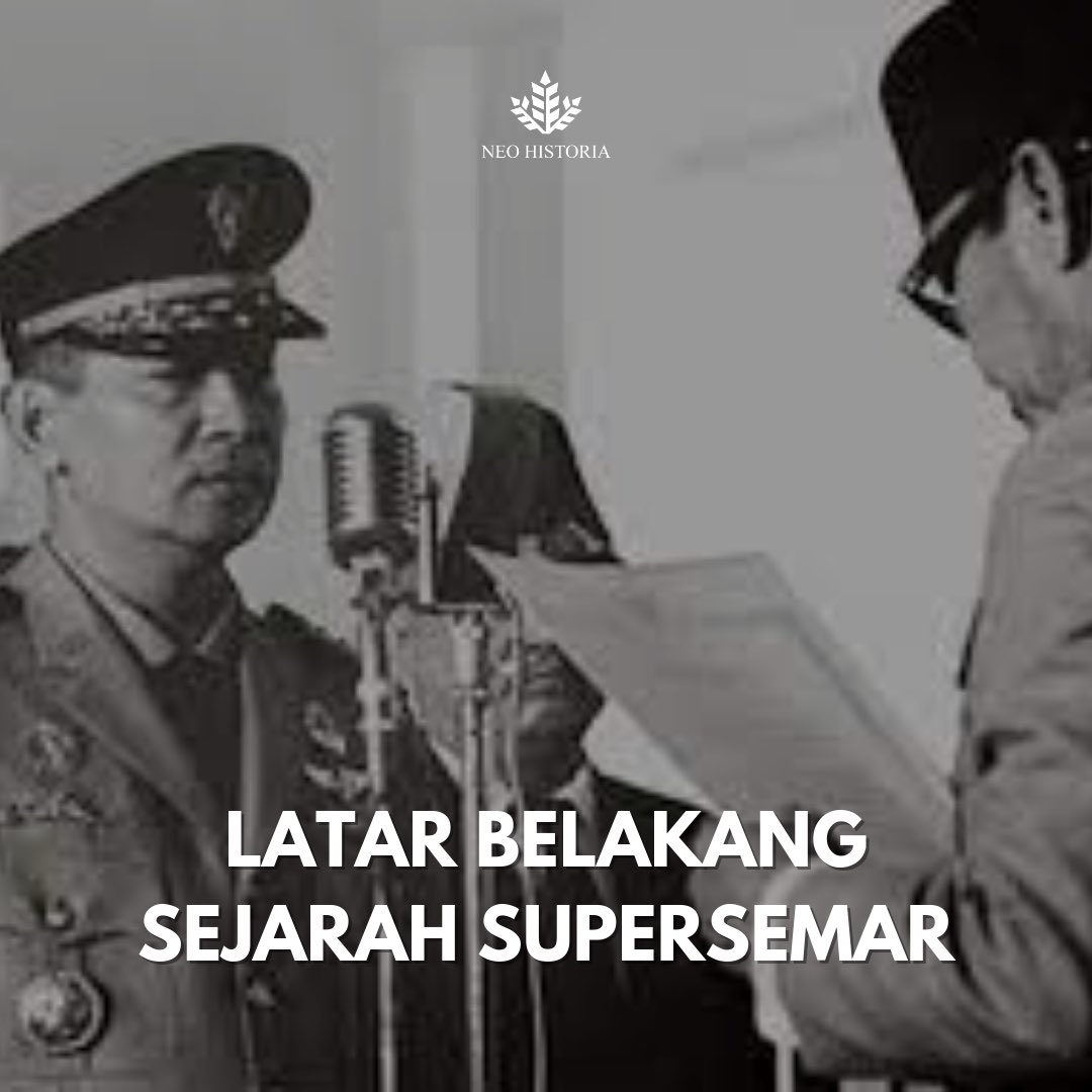 neohistoria_id's tweet photo. Ave Neohistorian!

Pada tanggal 11 Maret 1966, Presiden merangkap Pemimpin Besar Revolusi, Ir. Soekarno sedang memimpin rapat kabinet Dwi Komando Rakyat (Dwikora). Tidak diduga, saat mahasiswa melakukan demonstrasi besar-besaran, menutup jalan menuju istana untuk menggagalkan sidang kabinet sambil berteriak 'Soekarno Tukang Kawin, Mahmilubkan!!', 'Soekarno Anjing Peking, Mahmilubkan!! Dan membawa spanduk bertuliskan 'Stop Import Isteri'. Para mahasiswa berdemo karena kesal bahwasanya Presiden Soekarno masih melibatkan kader-kader PKI dalam susunan kabinet yang baru. 

Demo mahasiswa yang kian memanas membuat Soekarno terpaksa menghentikan rapat dan mengamankan diri ke Istana Bogor bersama Waperdam 1 Soebandrio, dan Waperdam 2, Chairul Saleh. Saat demo mahasiswa, Soeharto selaku Menpangad yang baru, tidak hadir di rapat Dwikora, dengan alasan sedang sakit.

Sesampainya di Istana Bogor, Soekarno didatangi oleh tiga jenderal yang diduga utusan Soeharto, yakni Andi M. Jusuf, Amirmachmud dan Basuki Rahmat. Mereka menyampaikan pesan dari Soeharto yang mengatakan bahwa dirinya sanggup mengatasi keadaan dan sebaiknha dibuat instrumen resmi berupa perintah tertulis kepada Soeharto. 

Setelah yakin, Soekarno memutuskan untuk mengeluarkan surat perintah untuk Soeharto. Surat itu berisi instruksi bahwa Soeharto selaku Panglima Komando Operasi Pemulihan Keamanan dan Ketertiban (Pangkopkamtib) bertanggung jawab pada Presiden Soekarno dan wajib menjalankan ajaran Soekarno yakni Panca Azimat Revolusi. Soeharto juga diperkenankan melakukan apa yang dianggap perlu demi memulihkan keamanan dan ketertiban. Akan tetapi, Soeharto wajib berkoordinasi dengan panglima-panglima angkatan lain dan memberikan laporan pada Soekarno.

Tanpa diduga Soekarno, Soeharto kemudian menggunakan surat itu untuk membubarkan PKI dan menangkapi menteri-menteri yang loyal pada Soekarno. Otomatis, kekuasaan Bung Karno makin lemah dan kekuatan Soeharto kian menguat.

Referensi:

Ricklefs (1982), A History of Modern Indonesia, Macmillan.Southeast Asian reprint.