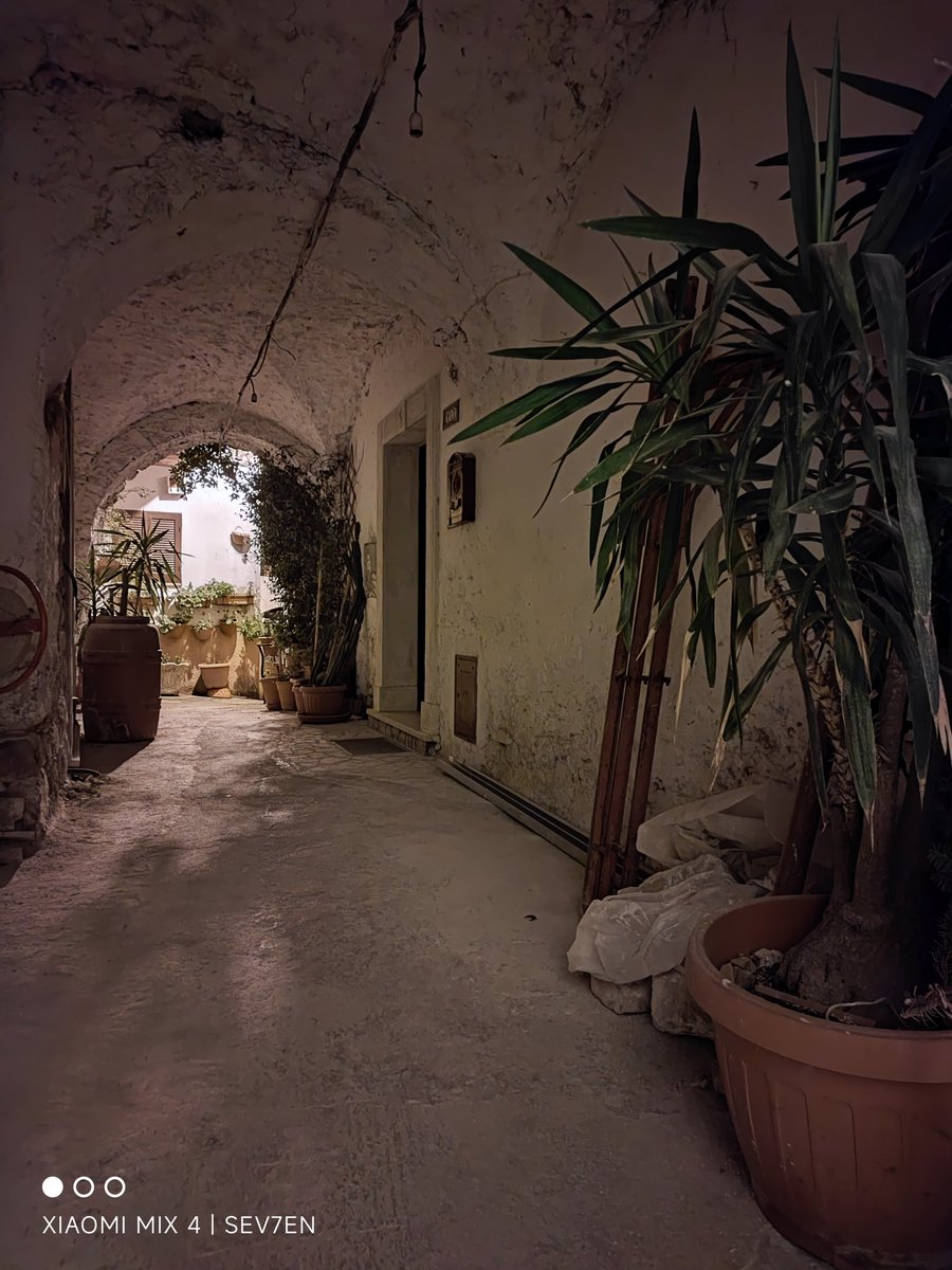 fabrizio_degni's tweet image. And... The #Xiaomi Mi MIX4 🥰

#mimix4 #night #xiaomimimix4 #streetphoto