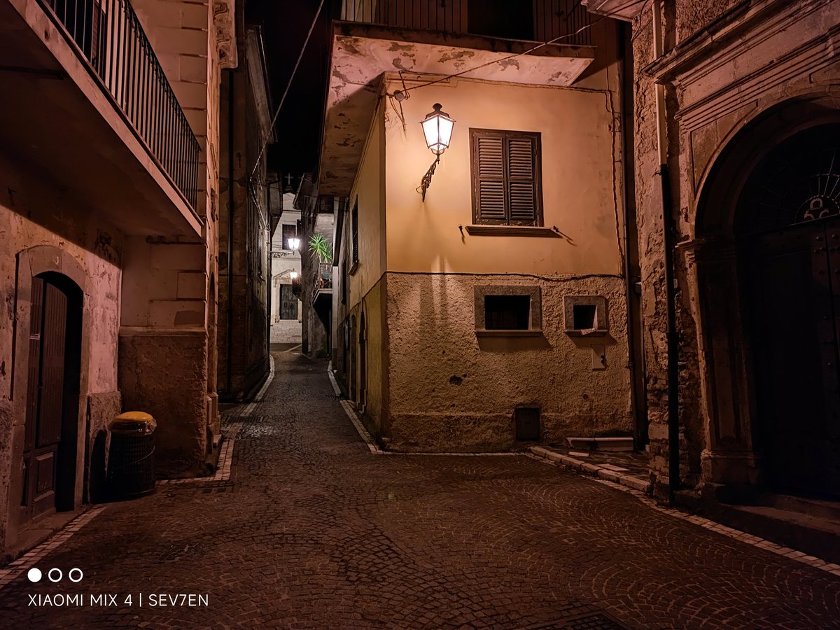 fabrizio_degni's tweet image. And... The #Xiaomi Mi MIX4 🥰

#mimix4 #night #xiaomimimix4 #streetphoto